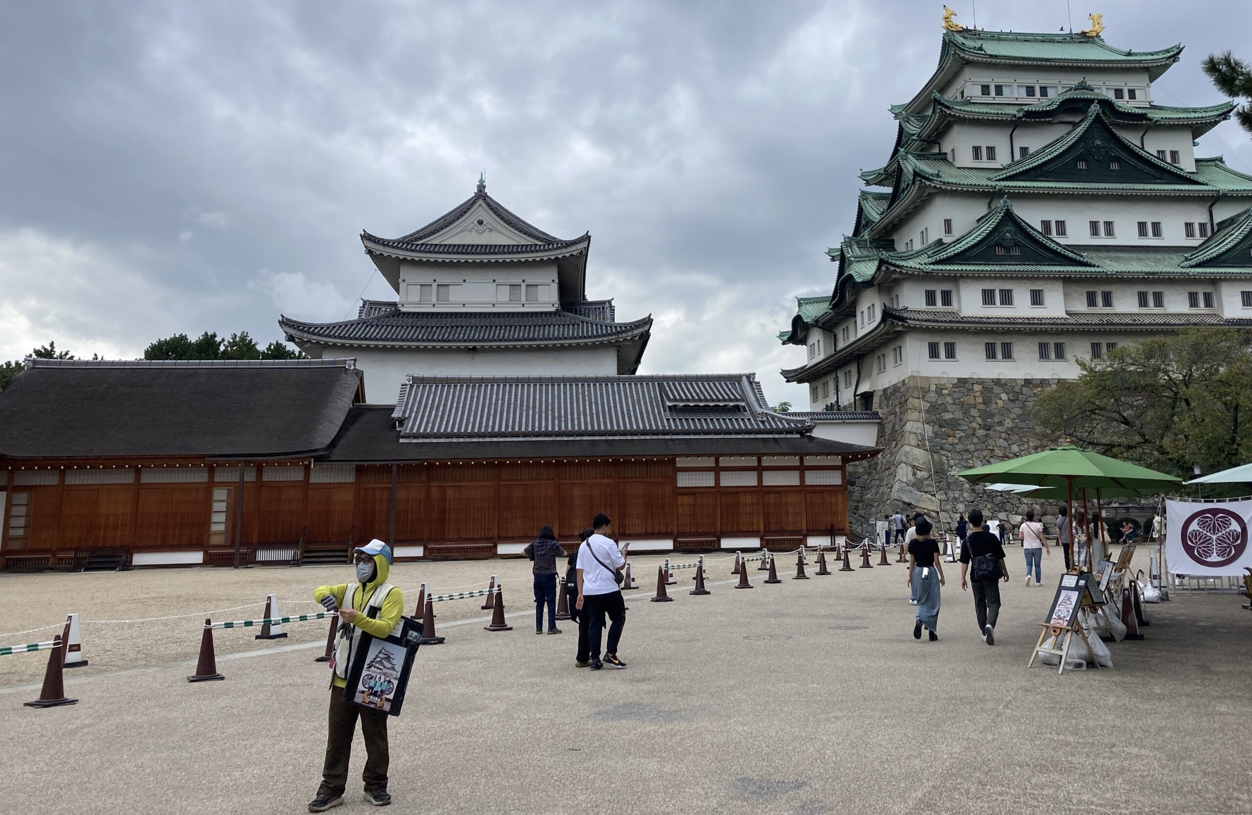 サムネ名古屋城